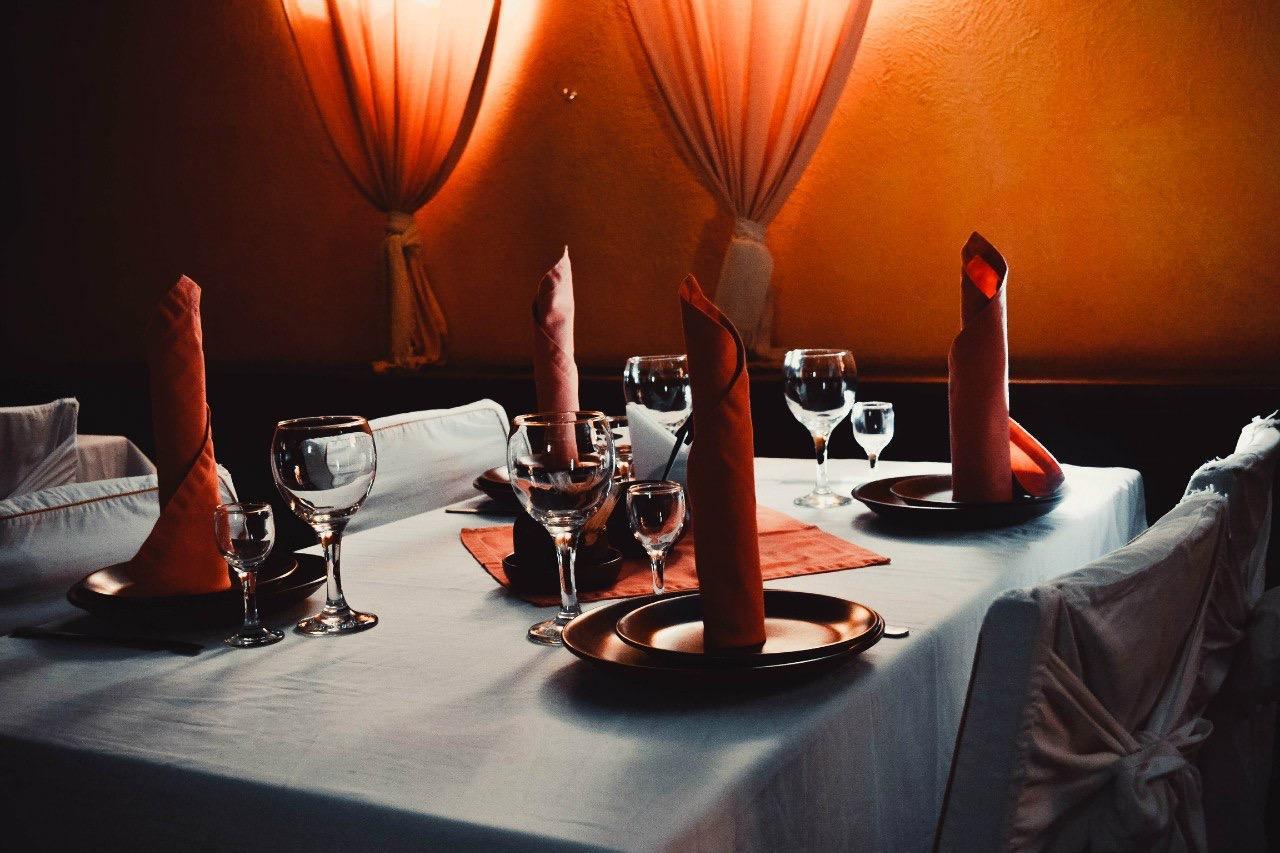 Tri Dorogi Hotel Lviv Bagian luar foto