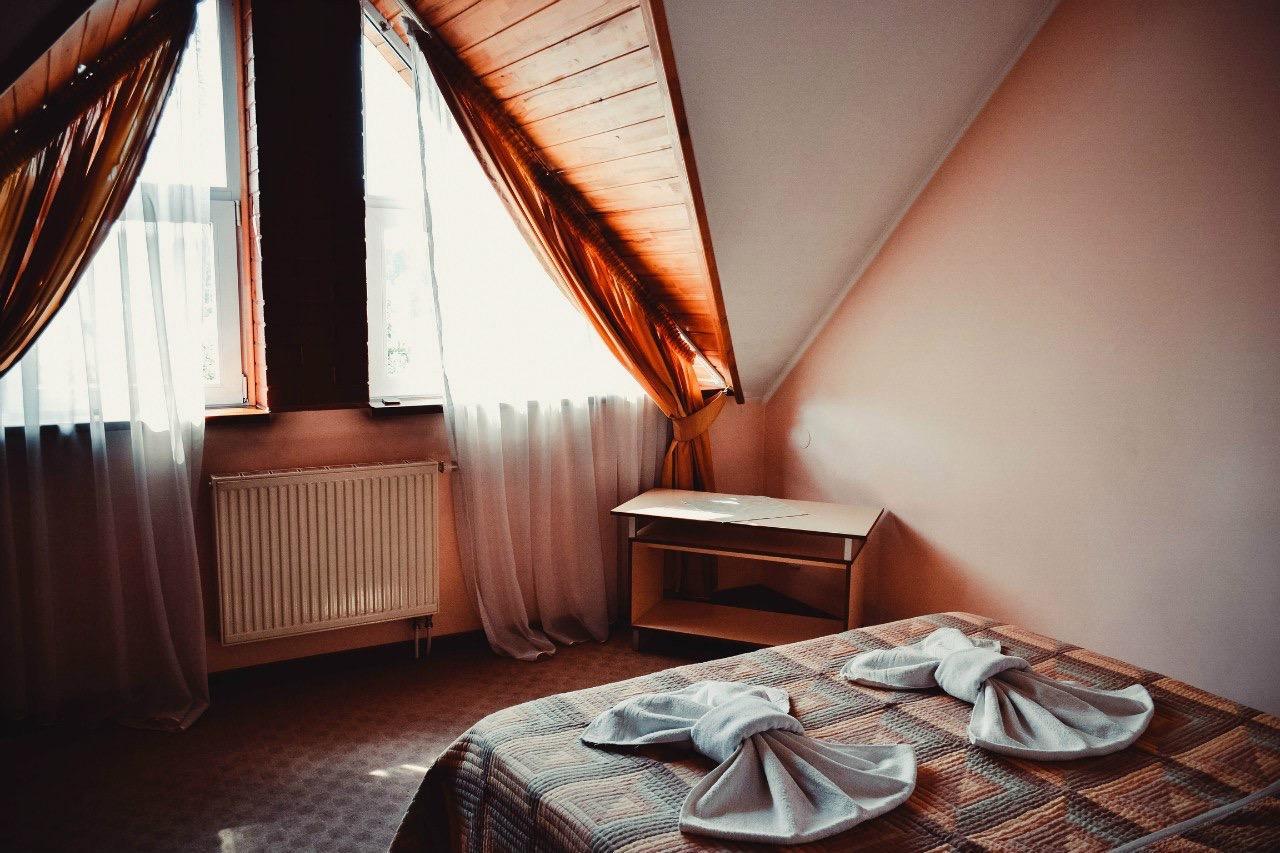 Tri Dorogi Hotel Lviv Bagian luar foto
